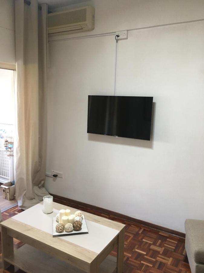 Larnaca Beach Apartment 1A Luaran gambar