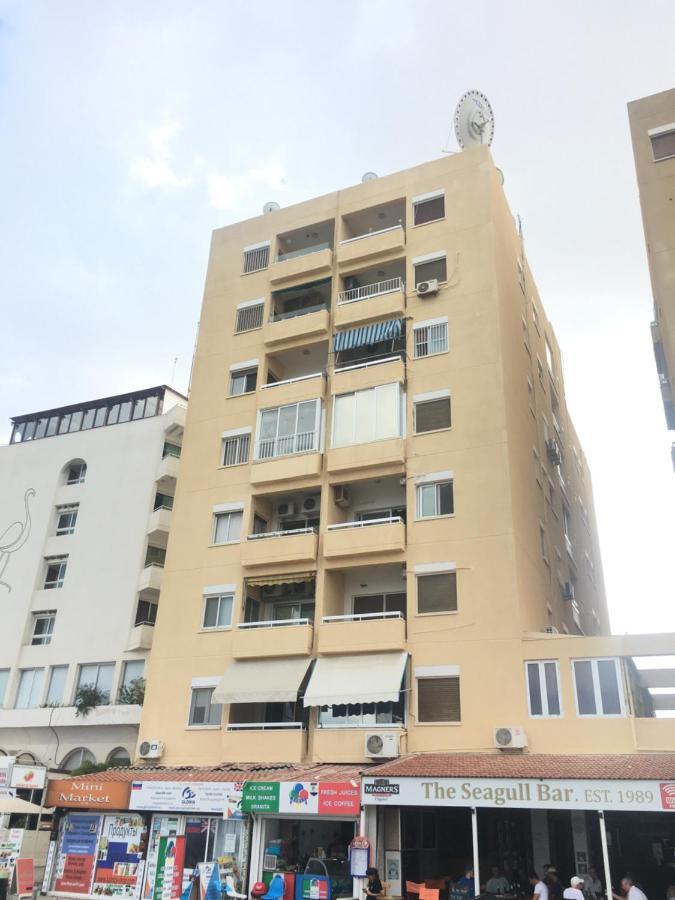 Larnaca Beach Apartment 1A Luaran gambar